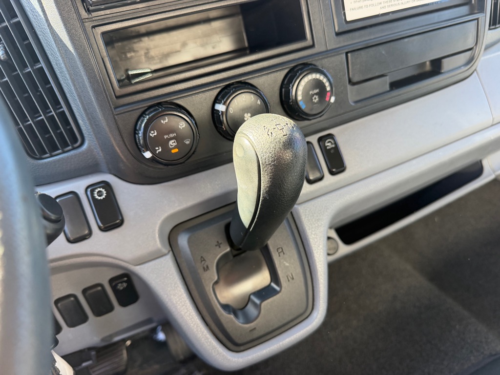 Photo 12 of this MITSUBISHI FUSO TRUC FE