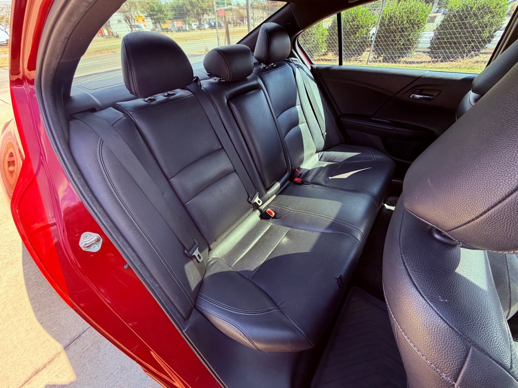 Photo 27 of this HONDA ACCORD