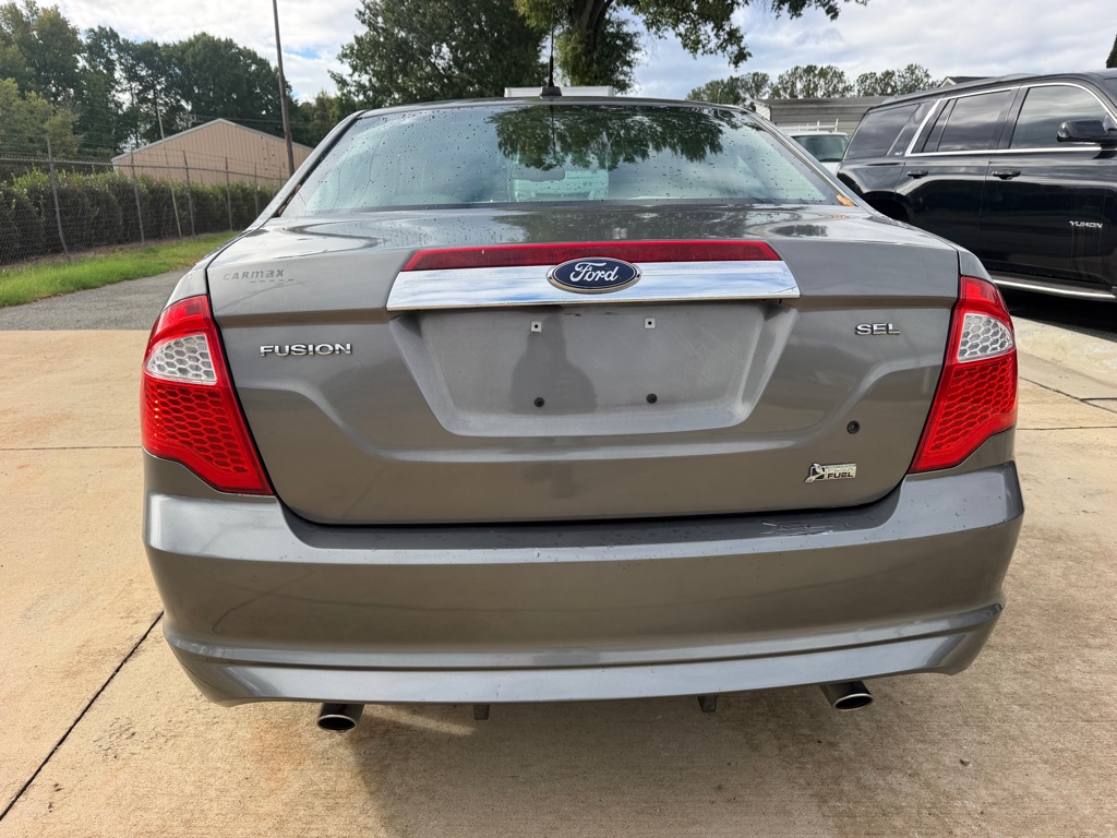 Photo 5 of this FORD FUSION