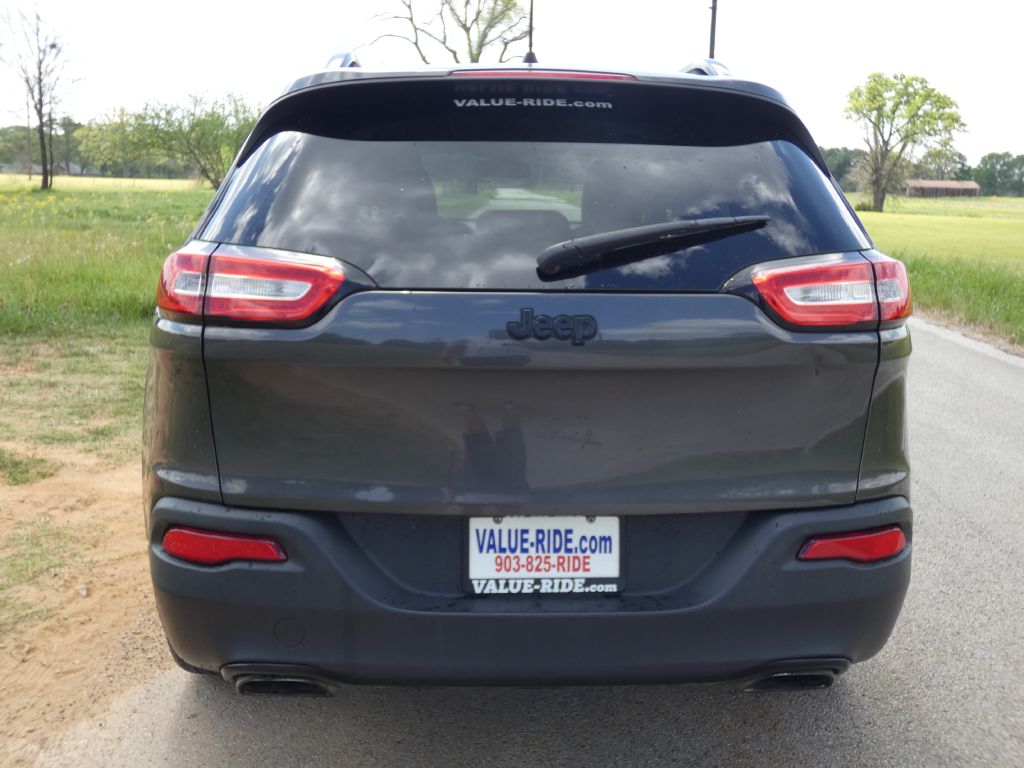 View vehicle photo 2