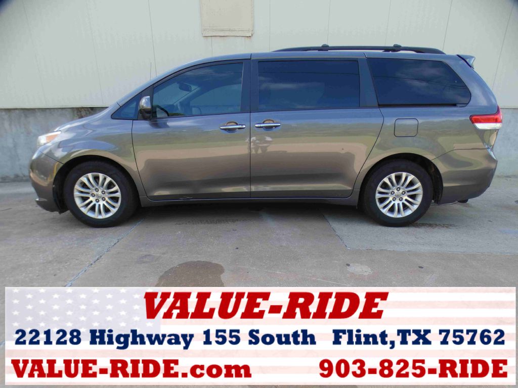 Gray 2014 Toyota Sienna Minivan Front-Wheel Drive Automatic