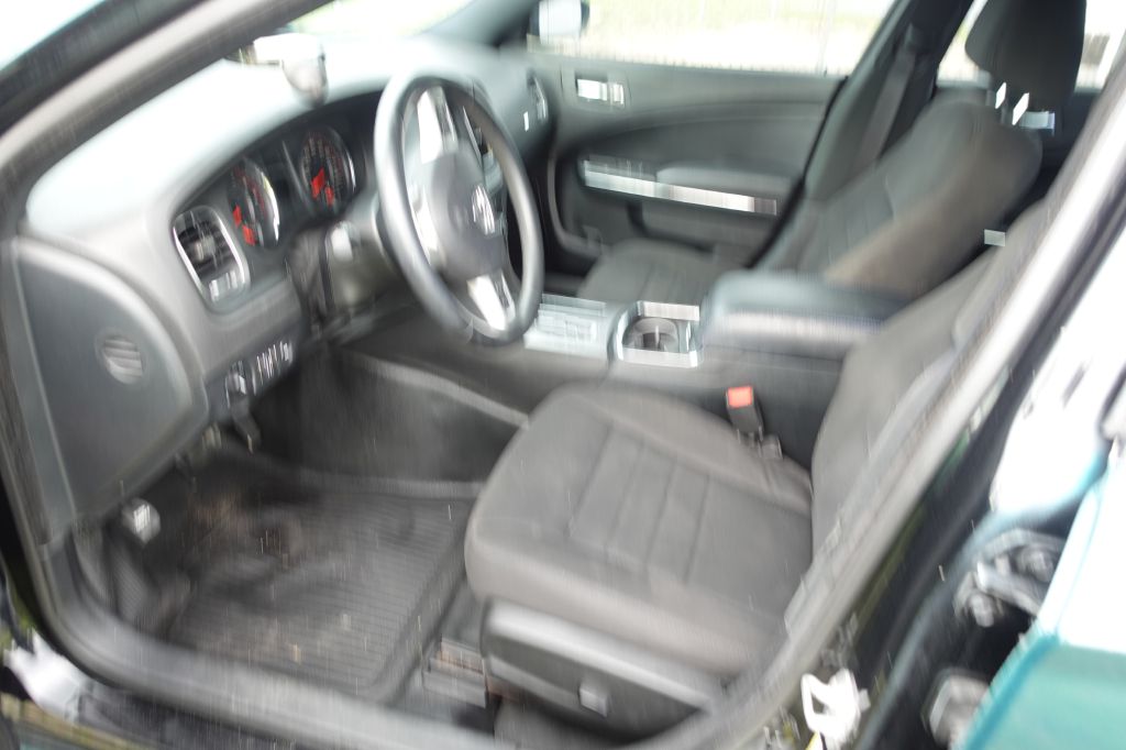 Photo 3 of this DODGE CHARGER #6135