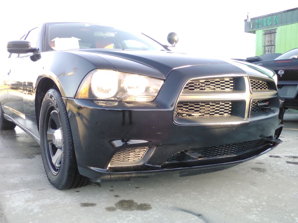 Photo 2 of this DODGE CHARGER