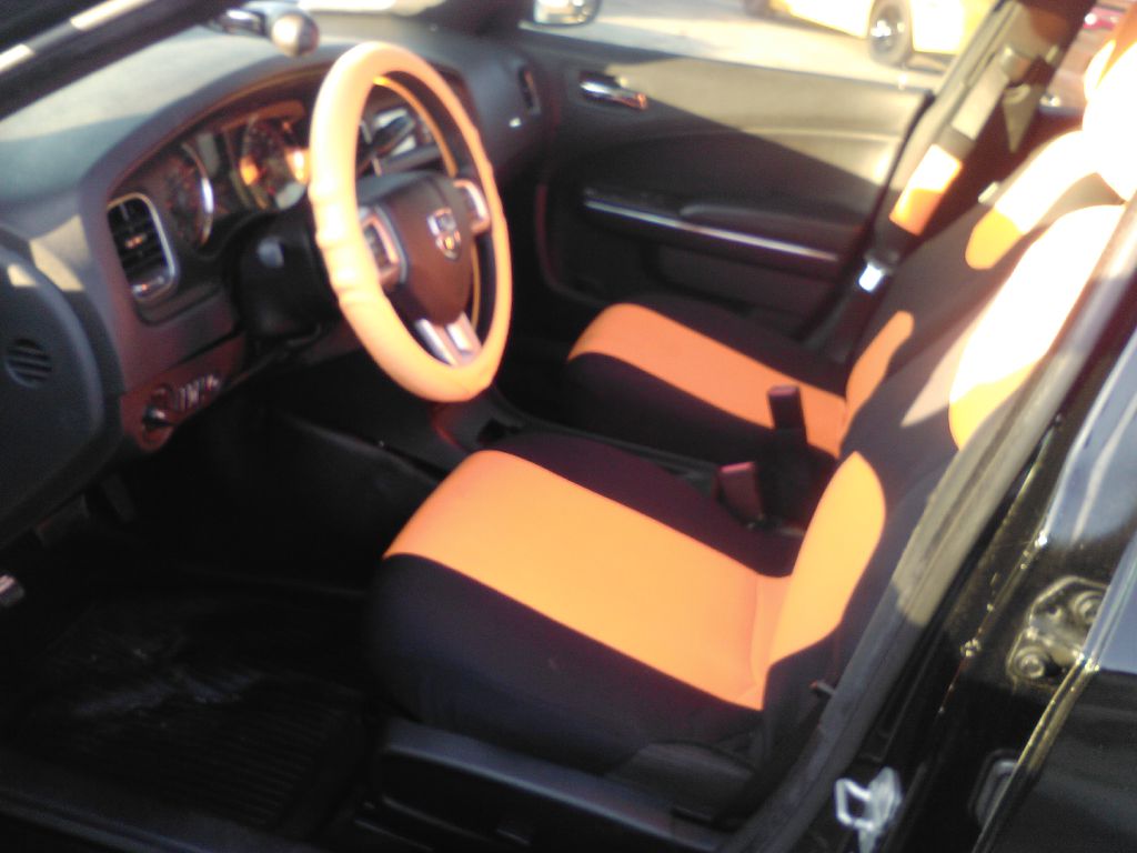 Photo 5 of this DODGE CHARGER
