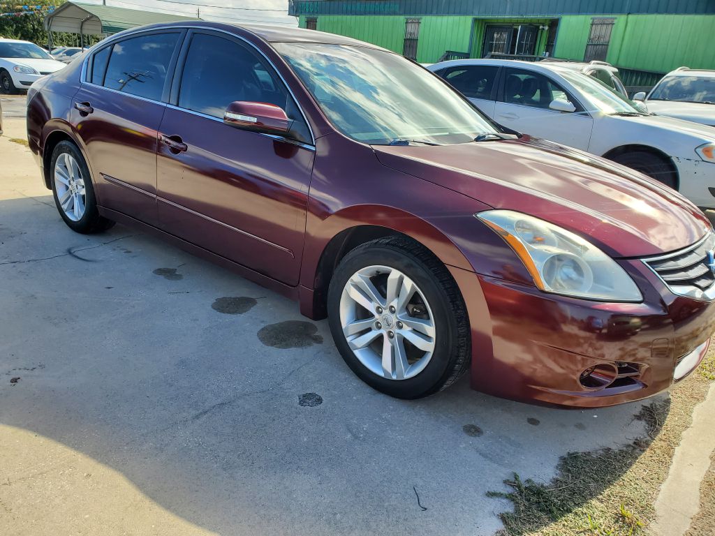 Photo 3 of this NISSAN ALTIMA