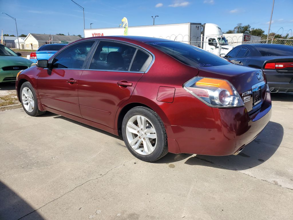 Photo 25 of this NISSAN ALTIMA