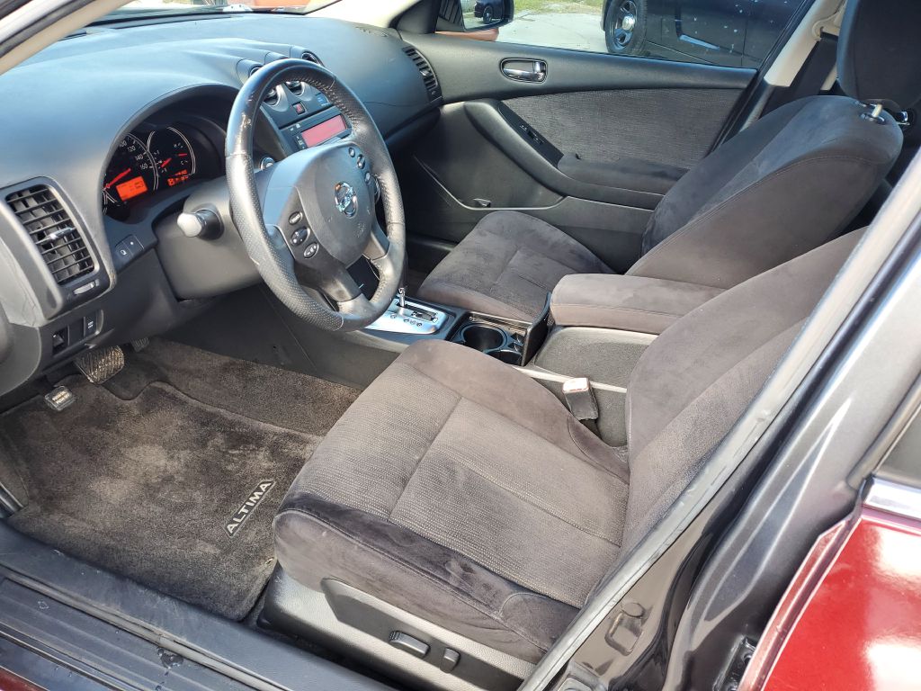 Photo 6 of this NISSAN ALTIMA