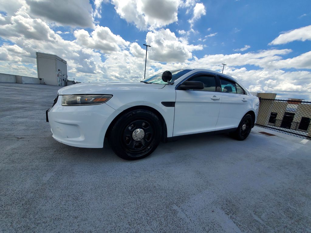 Photo 2 of this FORD TAURUS