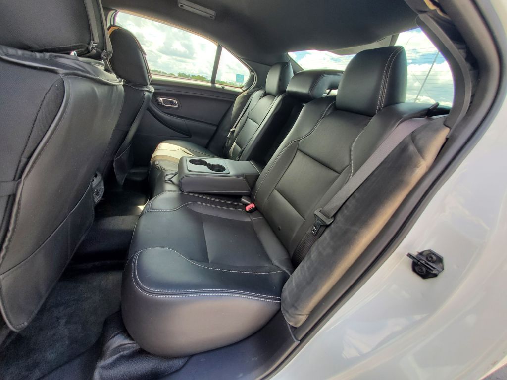 Photo 13 of this FORD TAURUS