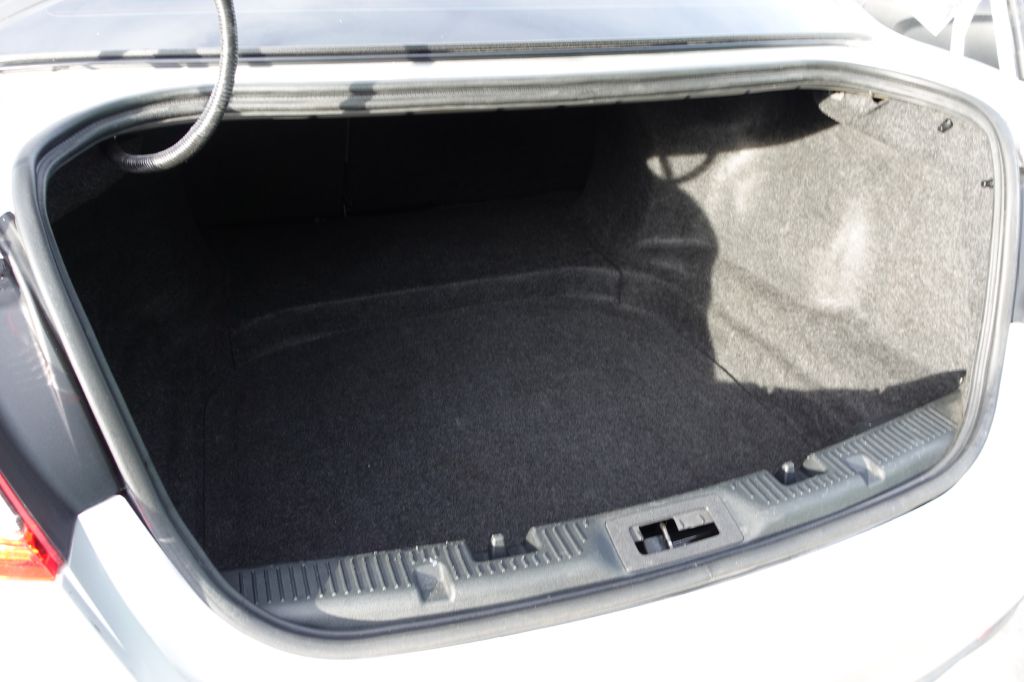 Photo 10 of this FORD TAURUS