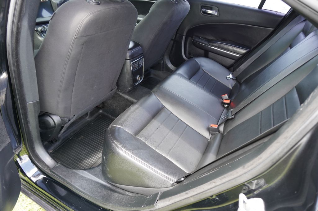 Photo 9 of this DODGE CHARGER