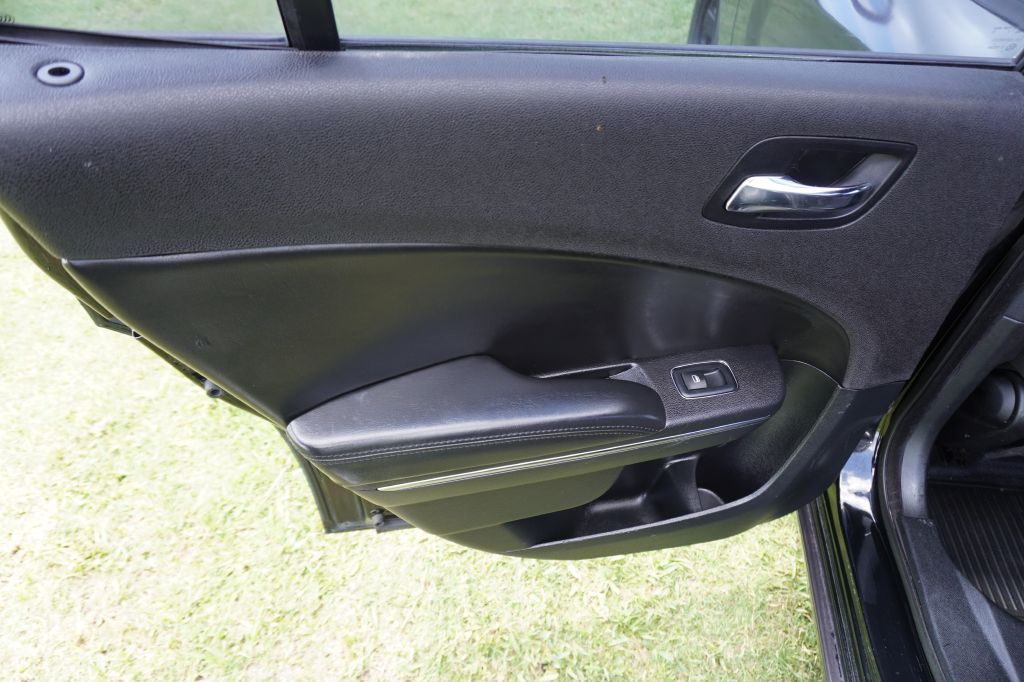 Photo 8 of this DODGE CHARGER