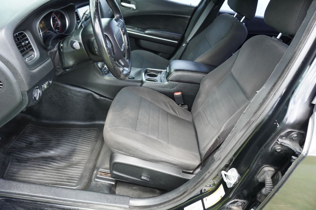 Photo 7 of this DODGE CHARGER
