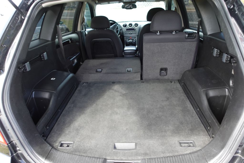 Photo 9 of this CHEVROLET CAPTIVA
