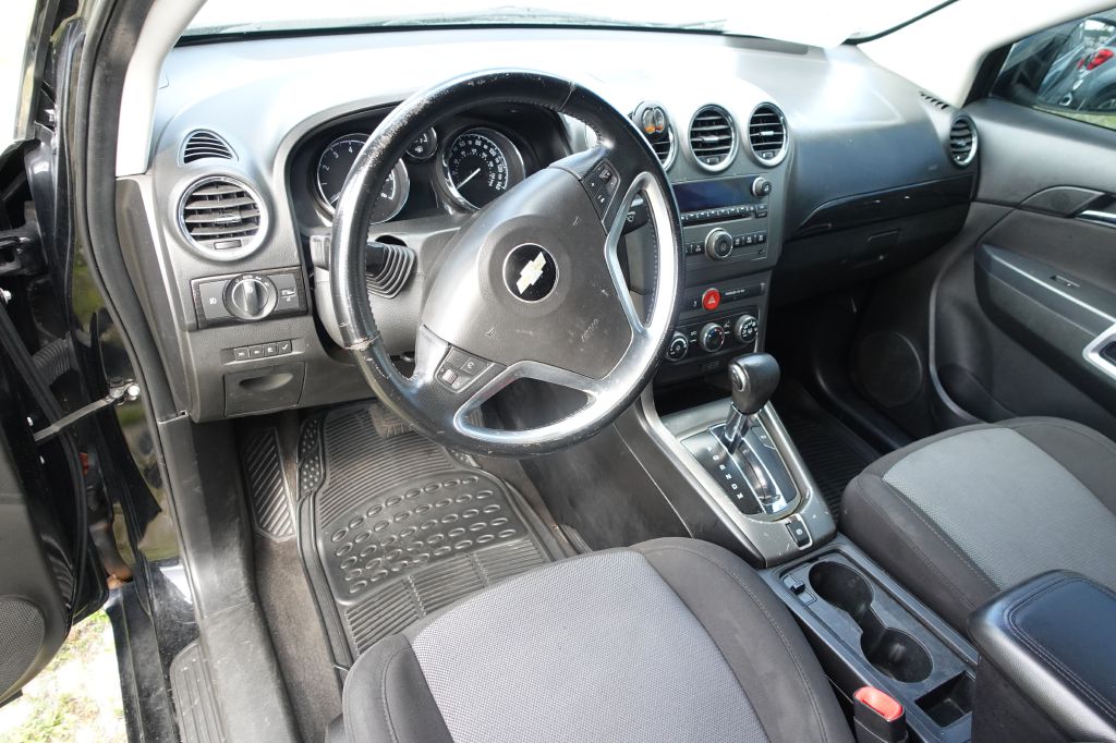 Photo 6 of this CHEVROLET CAPTIVA