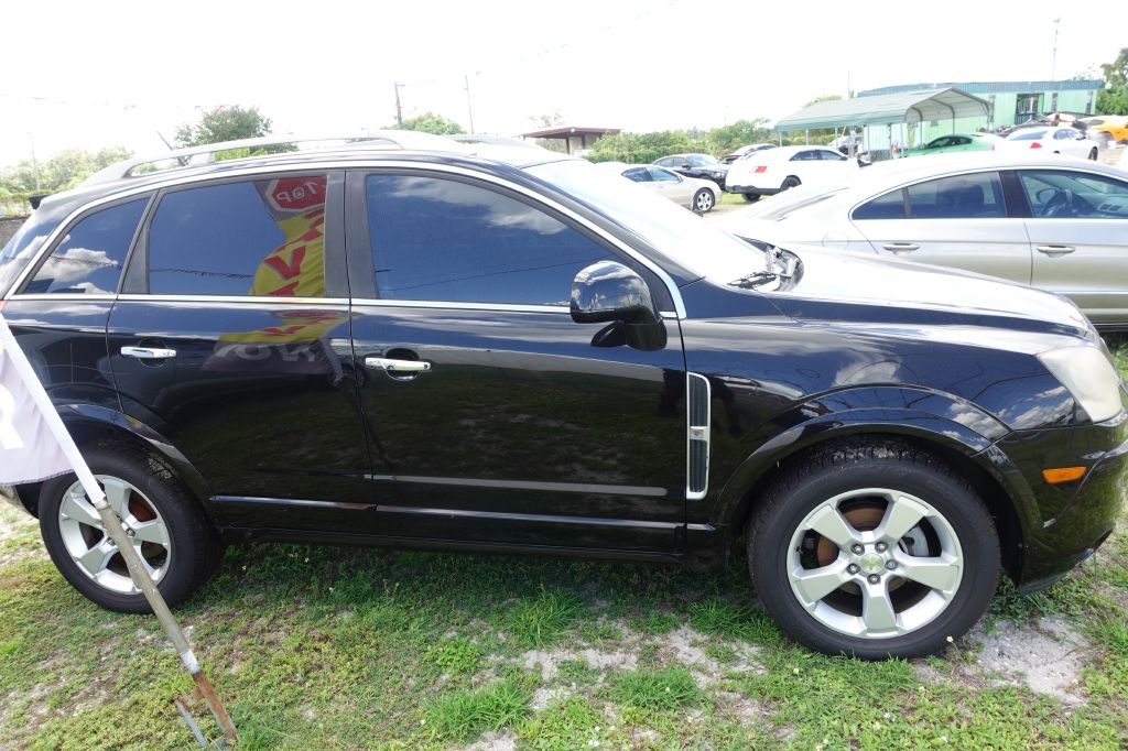 Photo 3 of this CHEVROLET CAPTIVA