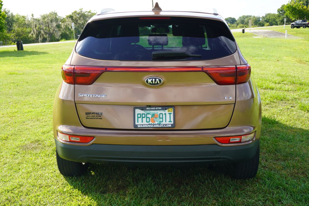 Photo 8 of this KIA SPORTAGE