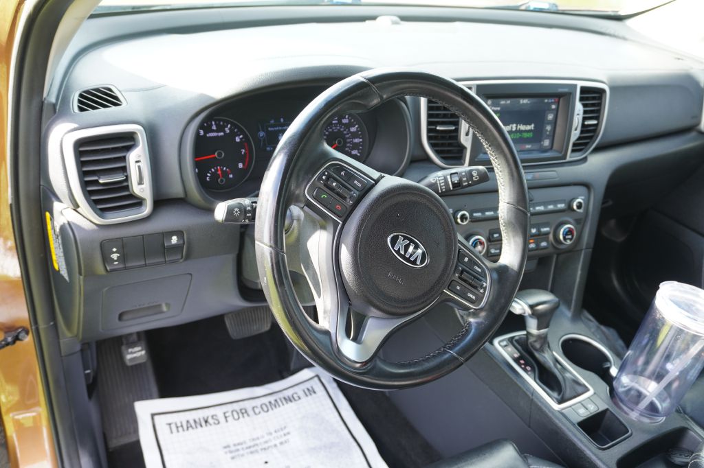 Photo 11 of this KIA SPORTAGE