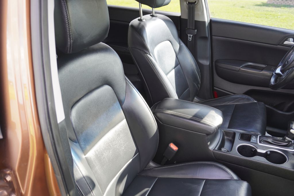 Photo 19 of this KIA SPORTAGE