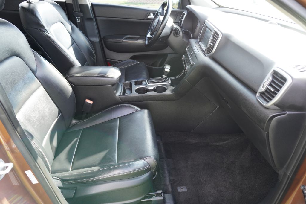 Photo 24 of this KIA SPORTAGE