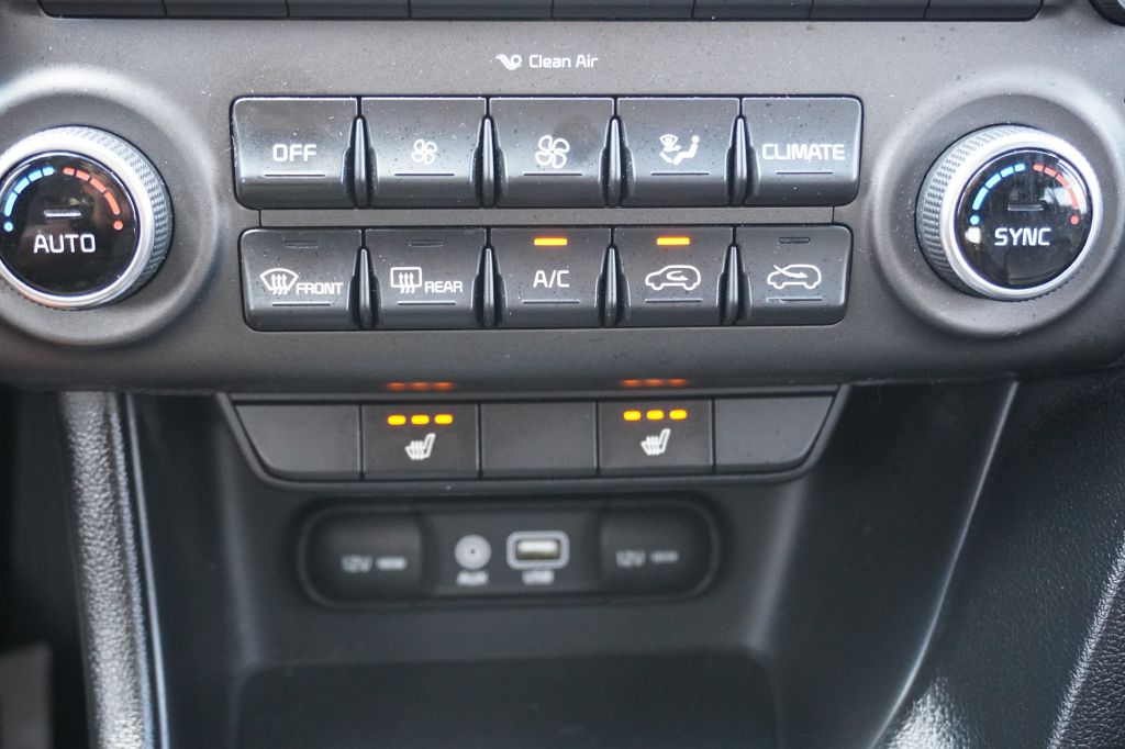 Photo 30 of this KIA SPORTAGE