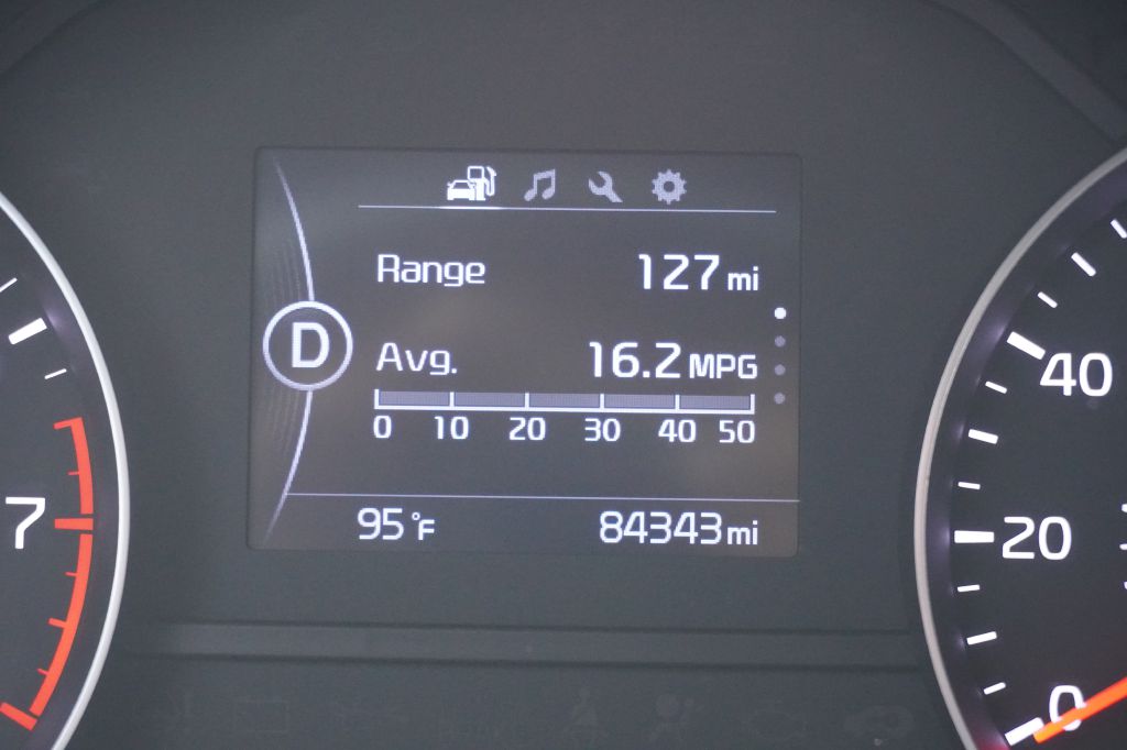 Photo 31 of this KIA SPORTAGE