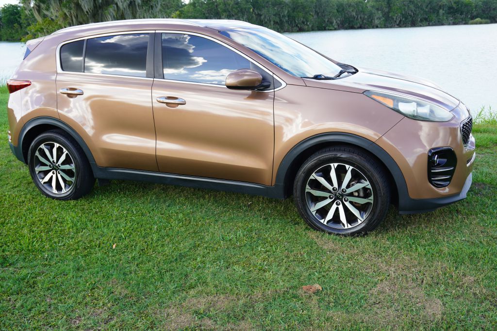 Photo 33 of this KIA SPORTAGE