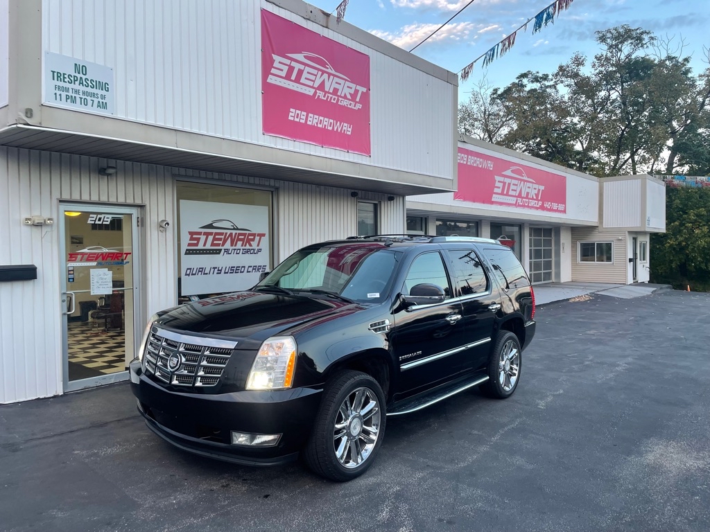 2007 CADILLAC ESCALADE LUXURY for sale at Stewart Auto Group