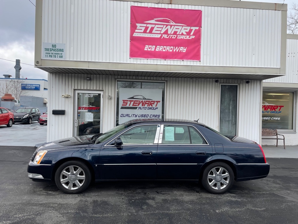 2006 CADILLAC DTS  for sale at Stewart Auto Group