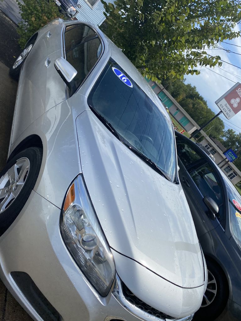 2016 CHEVROLET MALIBU LIMITED LT for sale at Laskey Auto Sales Toledo