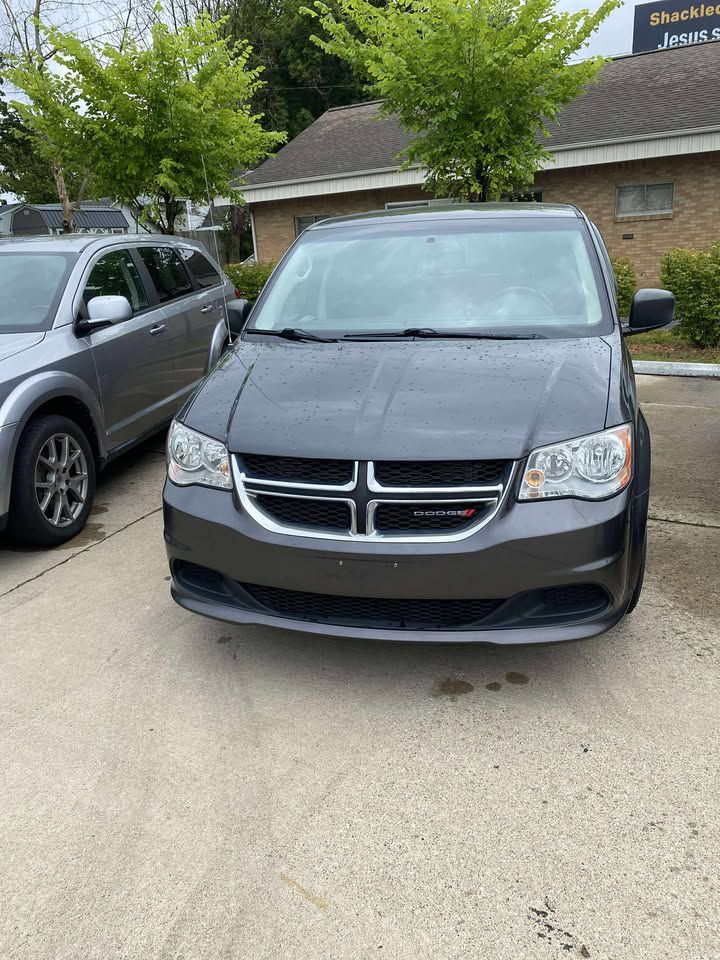 2016 DODGE GRAND CARAVAN SE for sale at Laskey Auto Sales