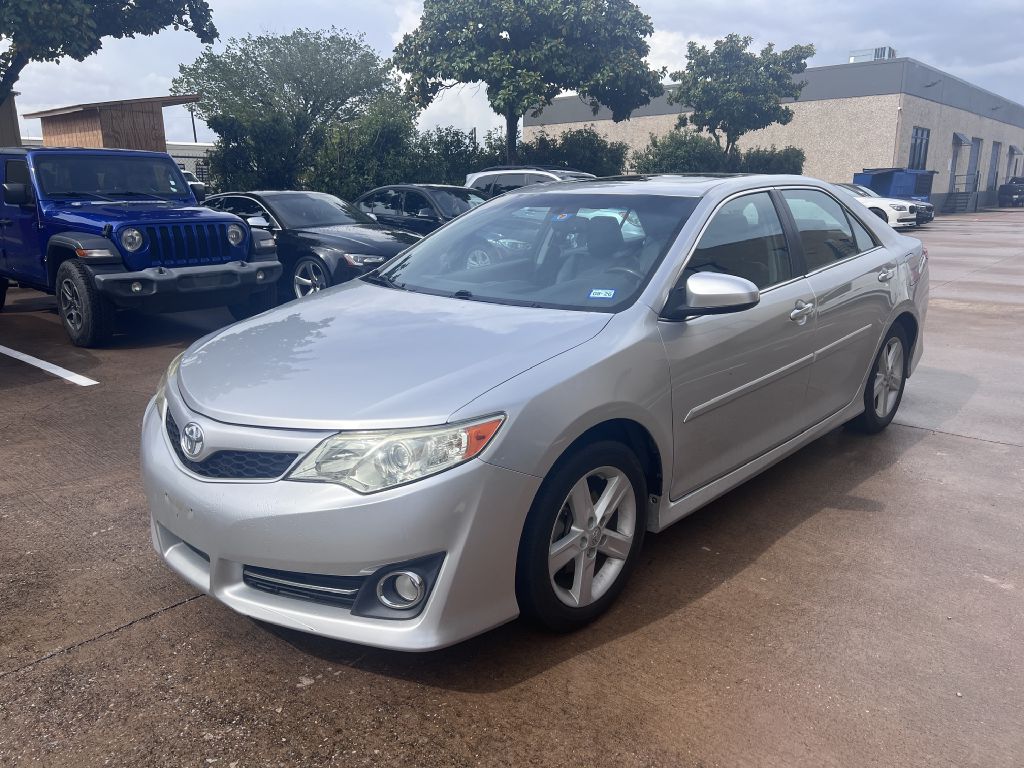 Silver 2013 Toyota Camry Sedan Front-Wheel Drive Automatic