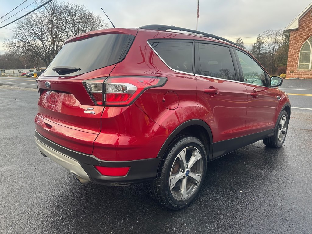 Photo 4 of this FORD ESCAPE