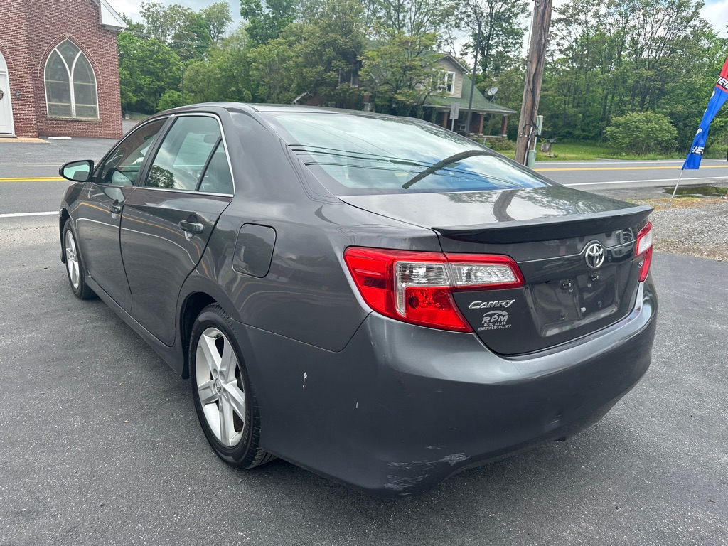 Photo 5 of this TOYOTA CAMRY