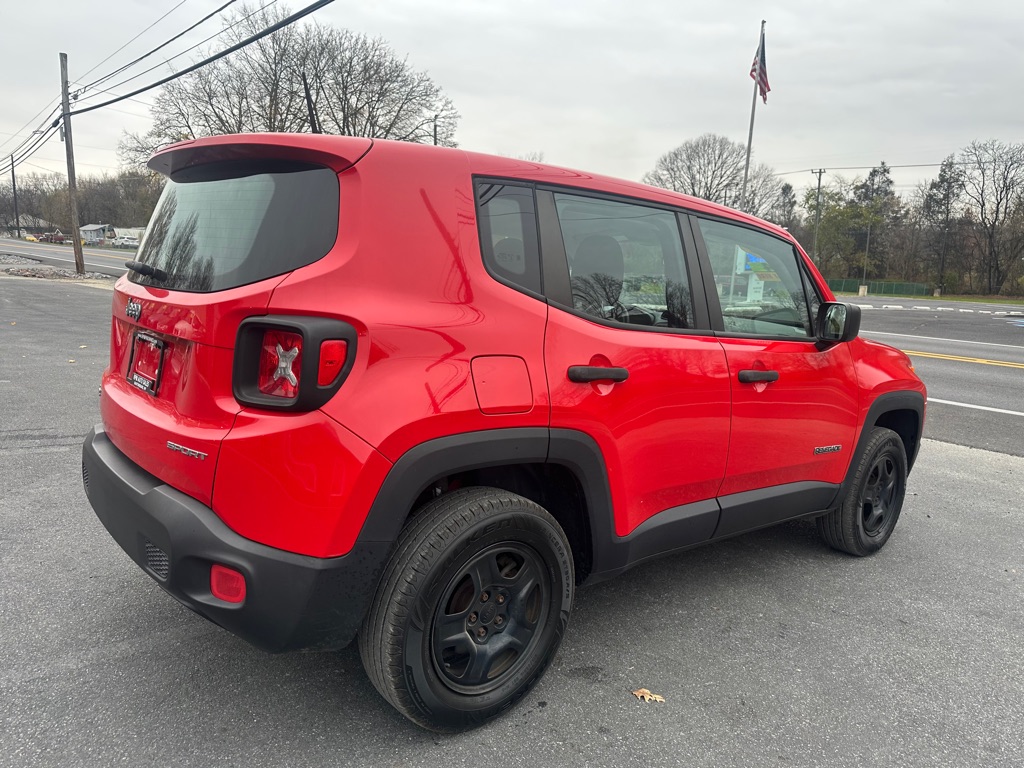 Photo 4 of this JEEP RENEGADE