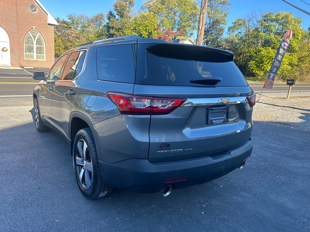 Photo 5 of this CHEVROLET TRAVERSE