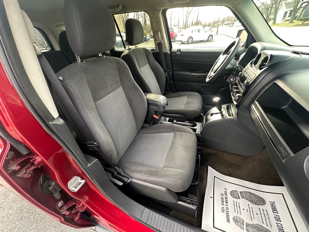 Photo 6 of this JEEP PATRIOT