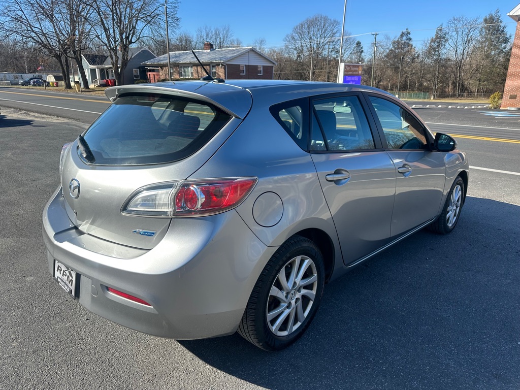 Photo 4 of this MAZDA MAZDA3
