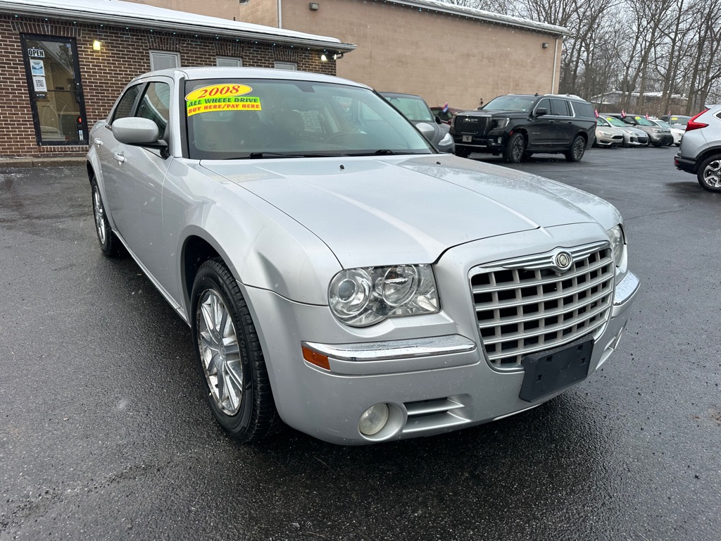 Photo 3 of this CHRYSLER 300
