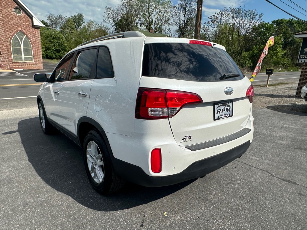 Photo 5 of this KIA SORENTO