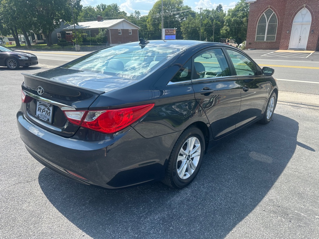 Photo 4 of this HYUNDAI SONATA