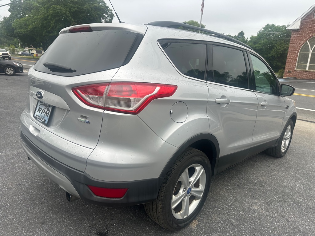 Photo 4 of this FORD ESCAPE