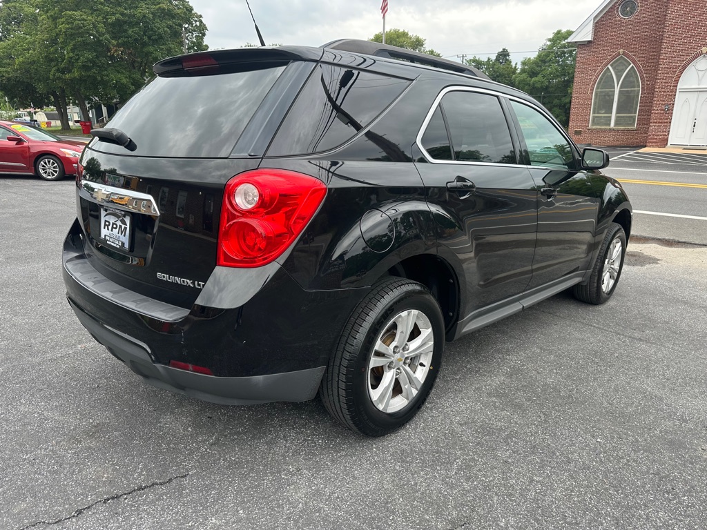 Photo 4 of this CHEVROLET EQUINOX