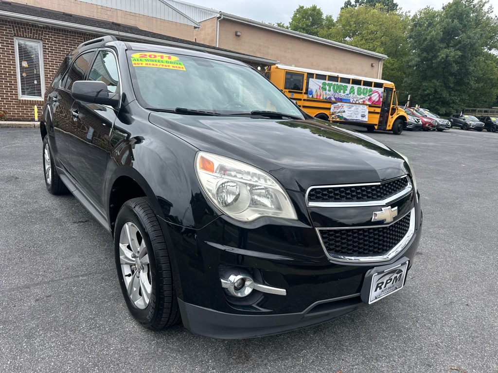 Photo 3 of this CHEVROLET EQUINOX