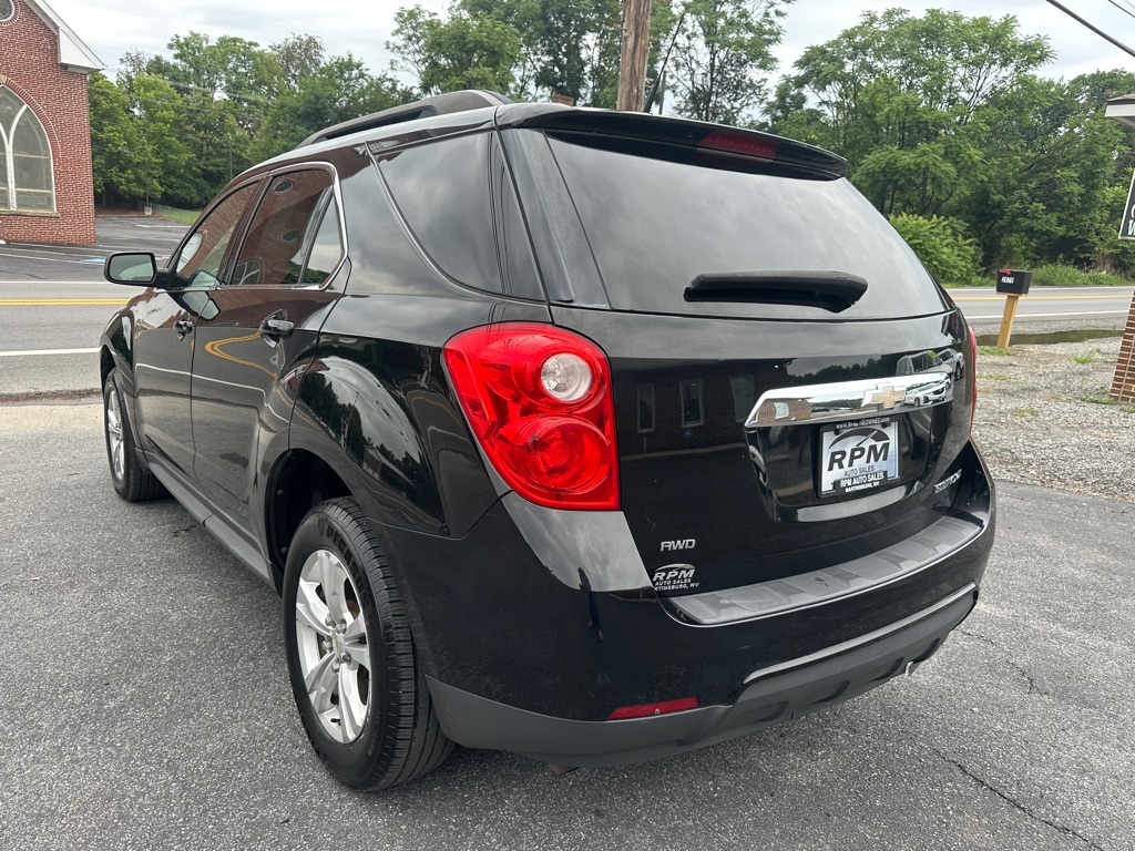Photo 5 of this CHEVROLET EQUINOX