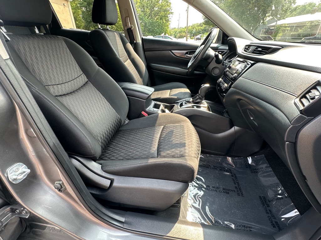 NISSAN ROGUE 2017 NISSAN ROGUE KNMAT2MV3HP556478