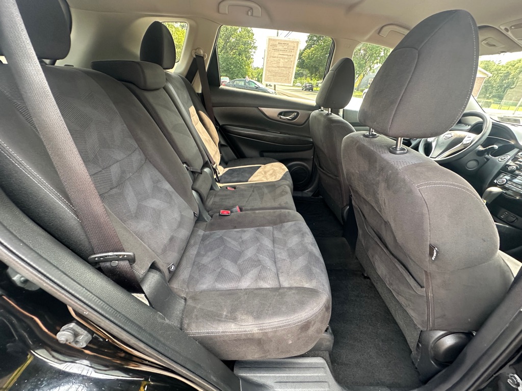 Photo 8 of this NISSAN ROGUE