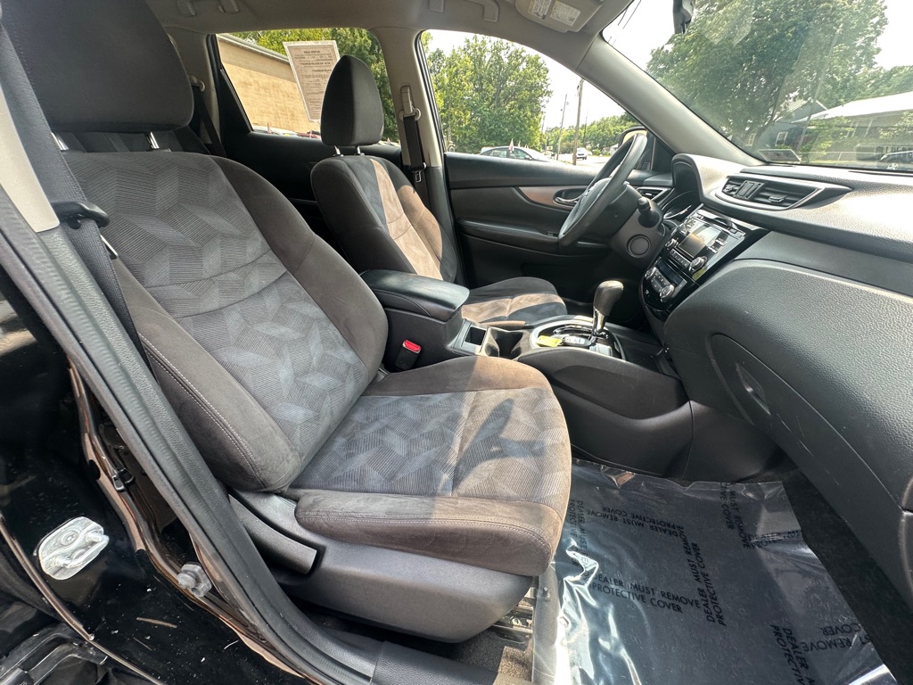 Photo 6 of this NISSAN ROGUE
