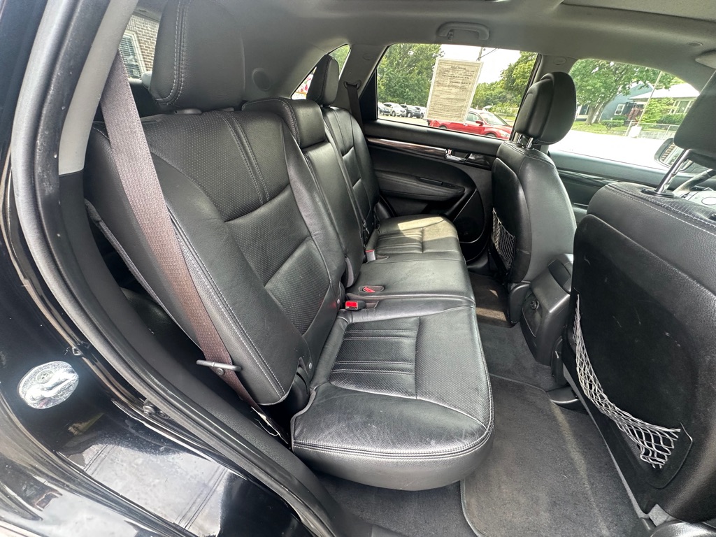 Photo 8 of this KIA SORENTO