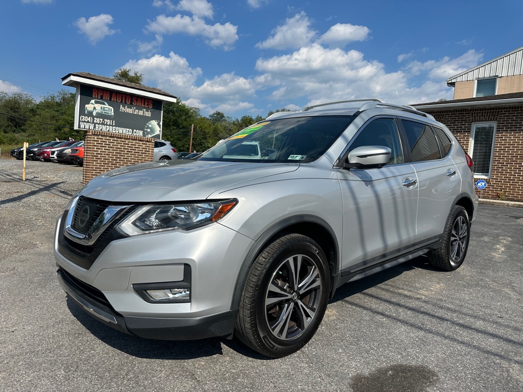 2017 NISSAN ROGUE